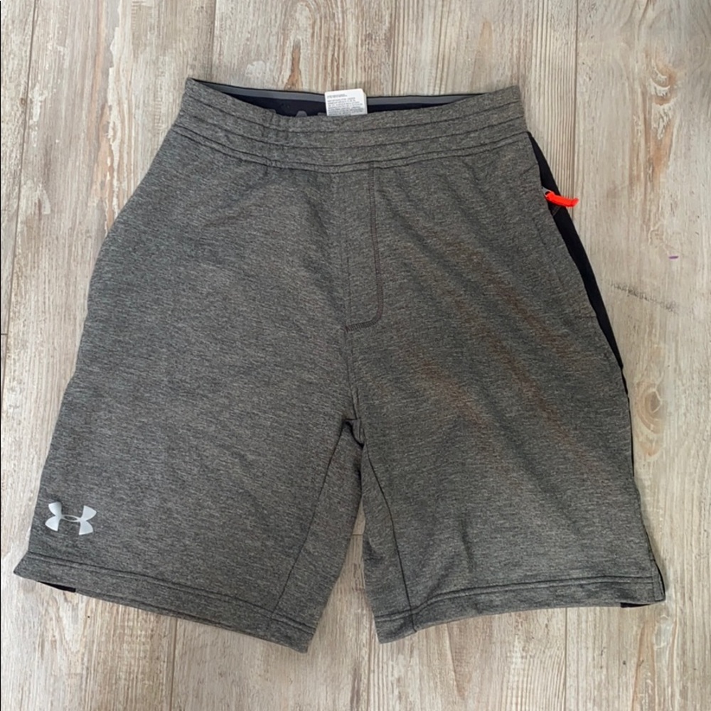 Under Armor Shorts- PERFECT CONDITION